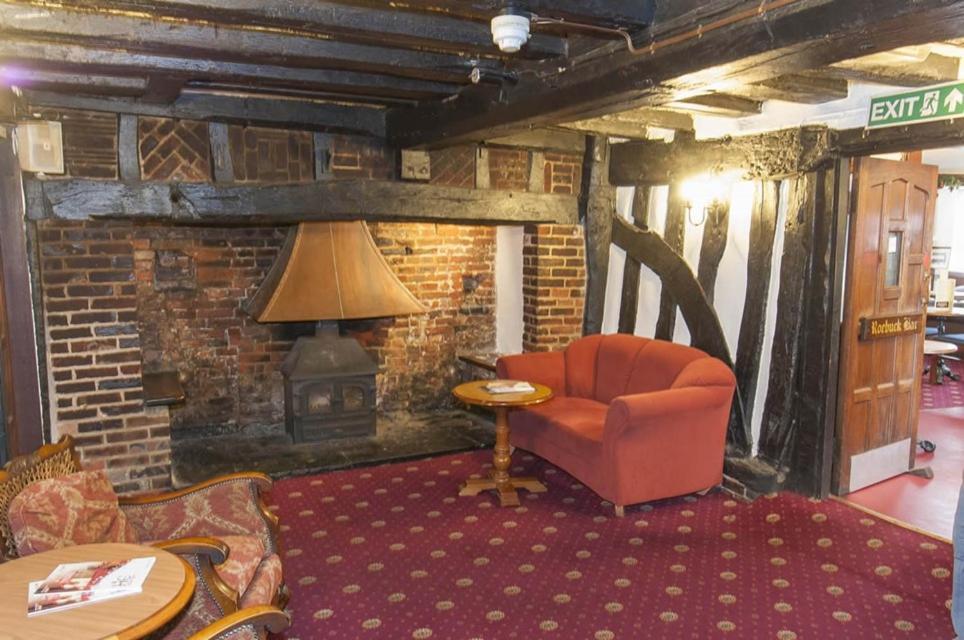 Roebuck Inn Стівенідж Екстер'єр фото