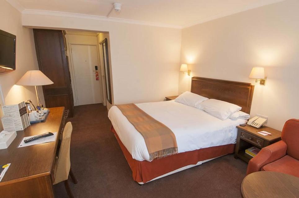 Roebuck Inn Стівенідж Екстер'єр фото